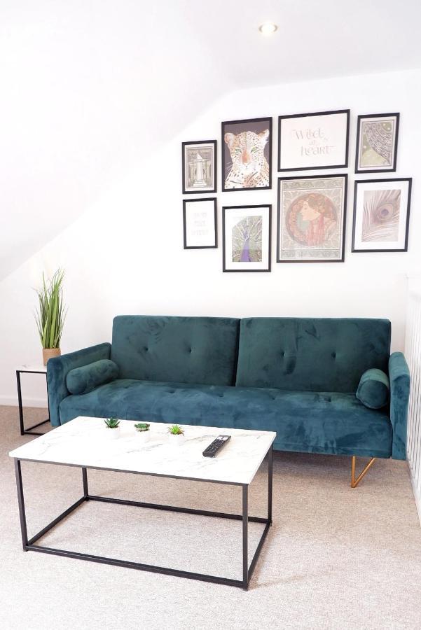 Comfortable And Cozy 4-Bedroom House Near The Hospital CBG Екстериор снимка